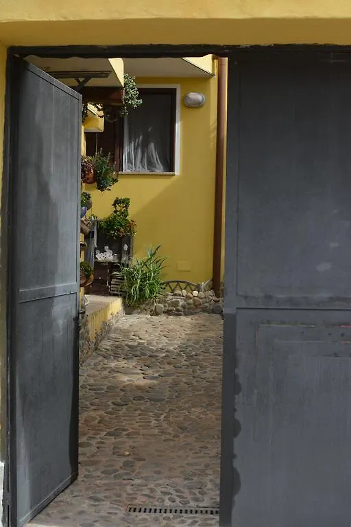 B&B Annalu' Guspini Italy